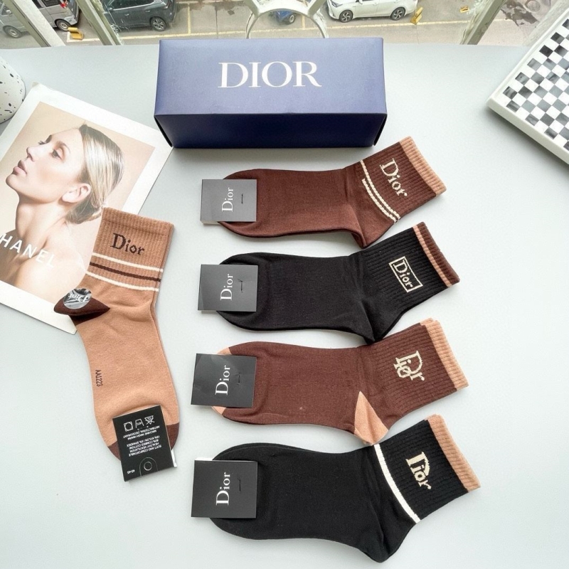 DIOR